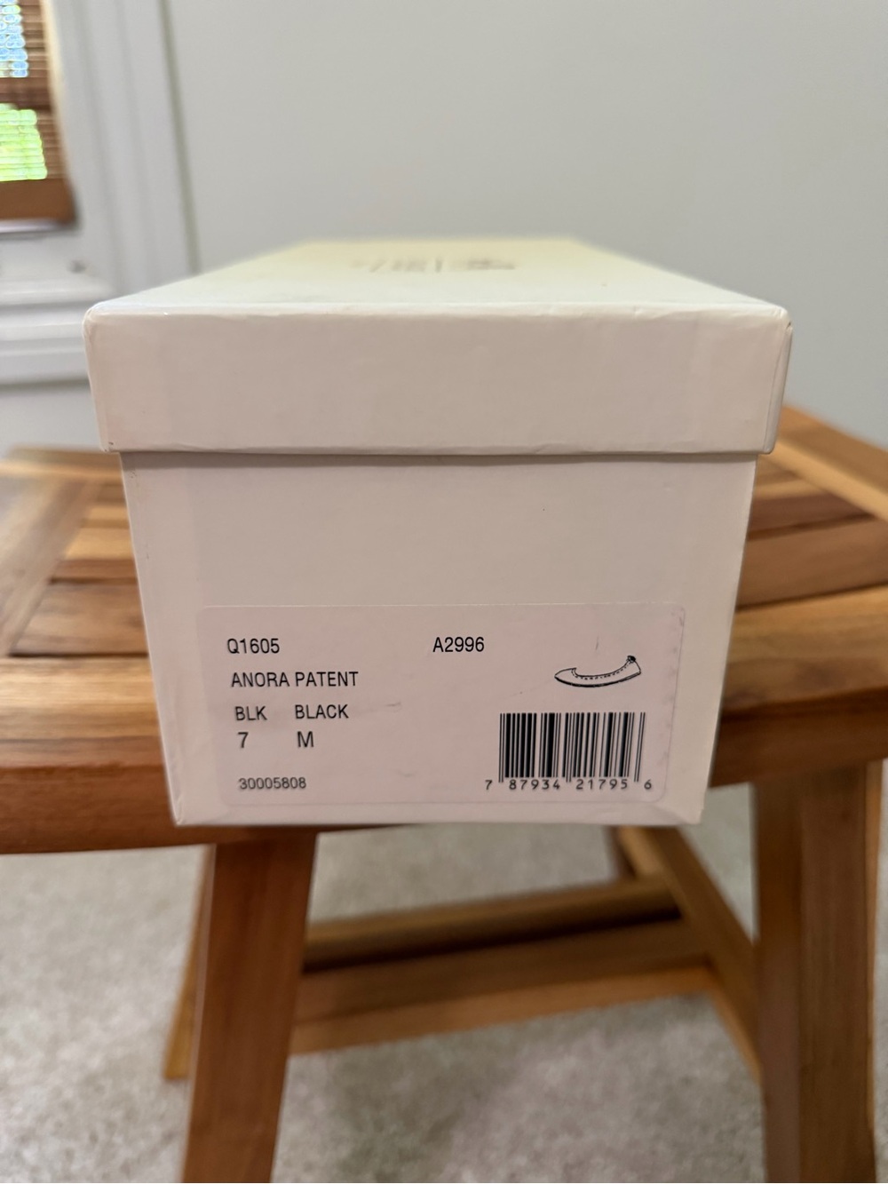 NIB Authentic Coach Anora Black Patent Leather Flats Size 7 - Picture 3 of 11